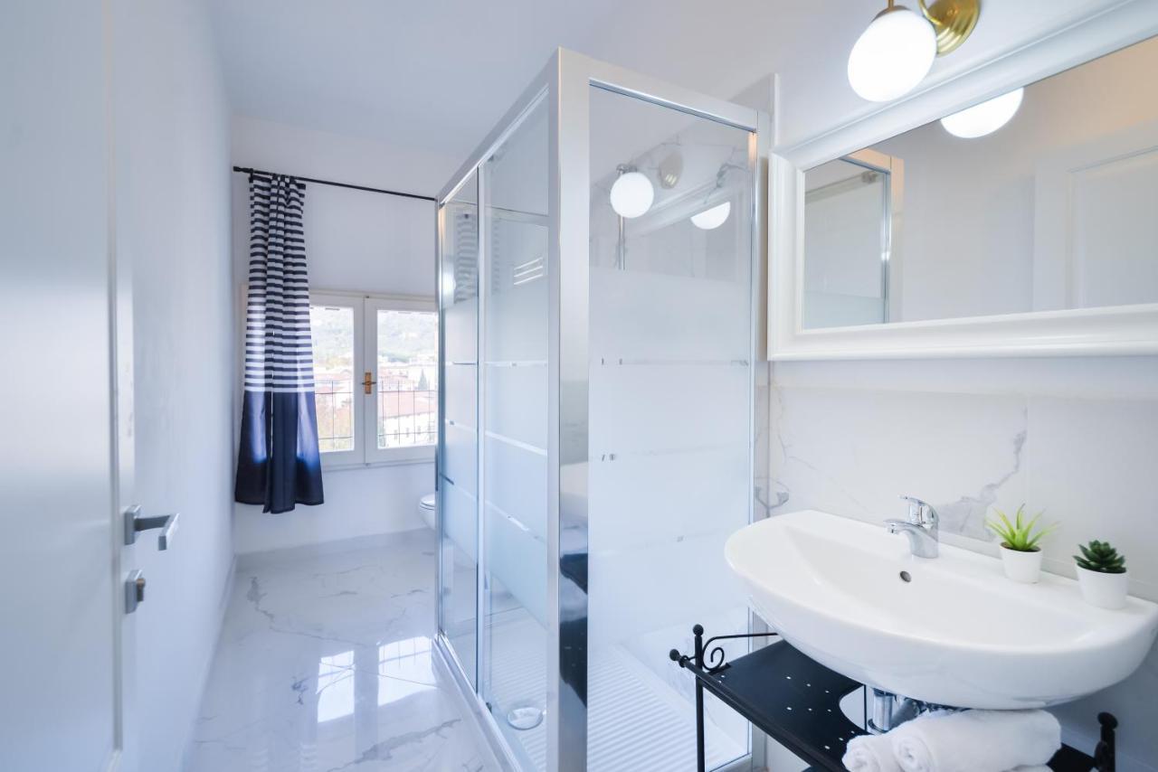 New Central Apartment & Rooms Montecatini Terme Buitenkant foto