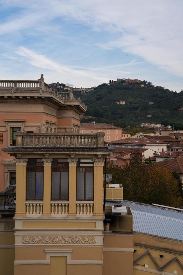 New Central Apartment & Rooms Montecatini Terme Buitenkant foto